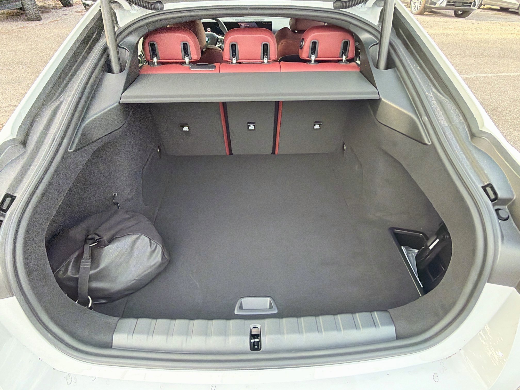 Used 2026 Alpine White BMW eDrive40 image 11