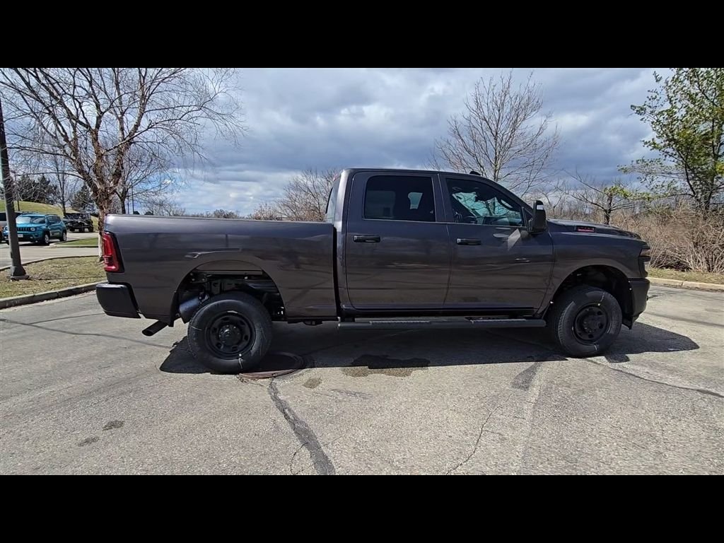 New 2026 Granite Crystal Metallic Clear-Coat Exterior Paint RAM Tradesman image 8