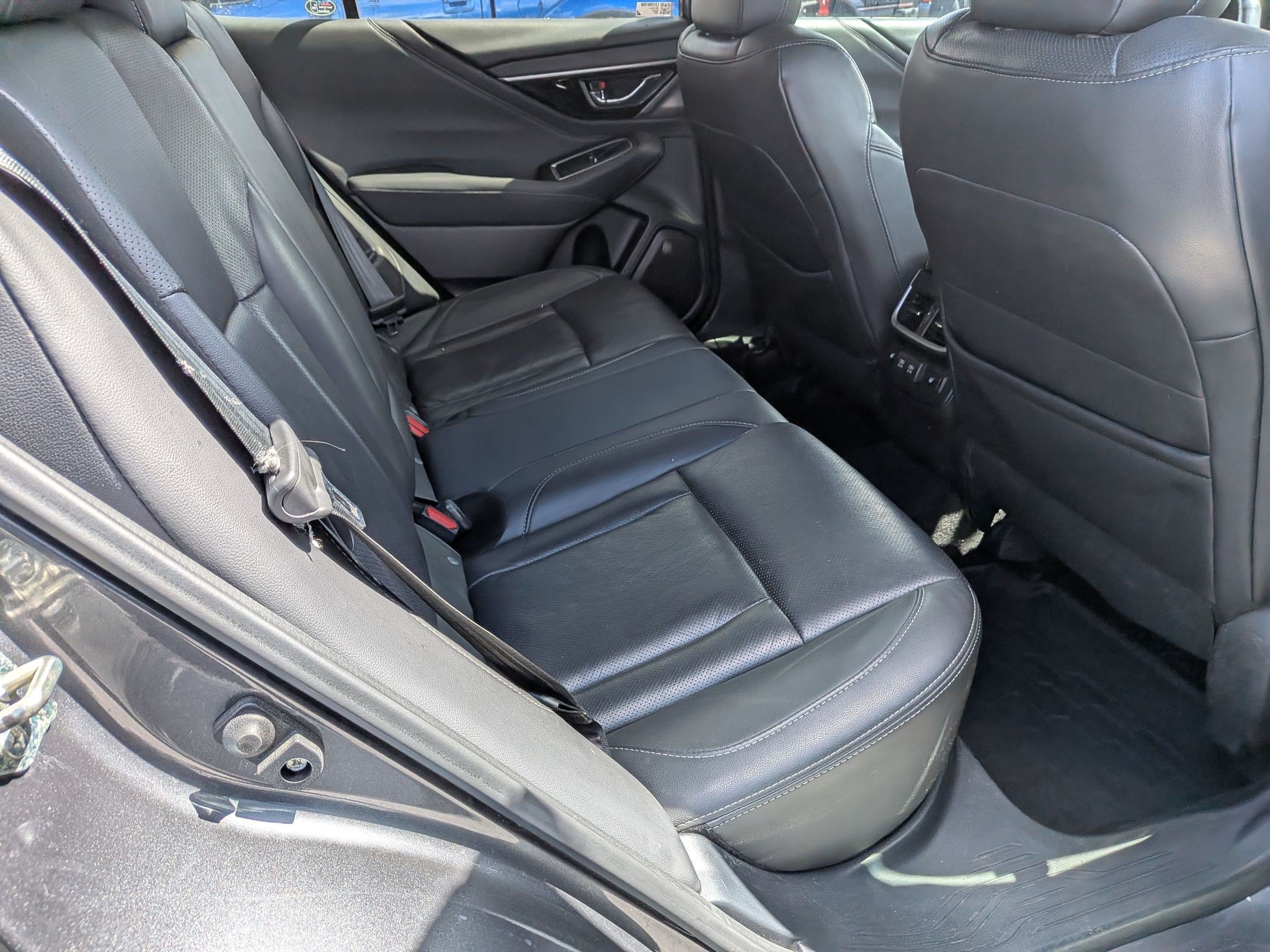 Used 2020 Magnetite Gray Metallic Subaru Limited image 31