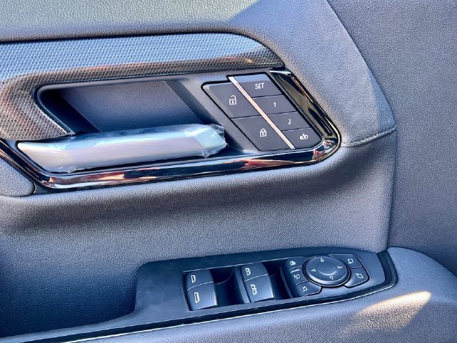 2026 GMC Sierra 2500HD AT4 - Photo 12