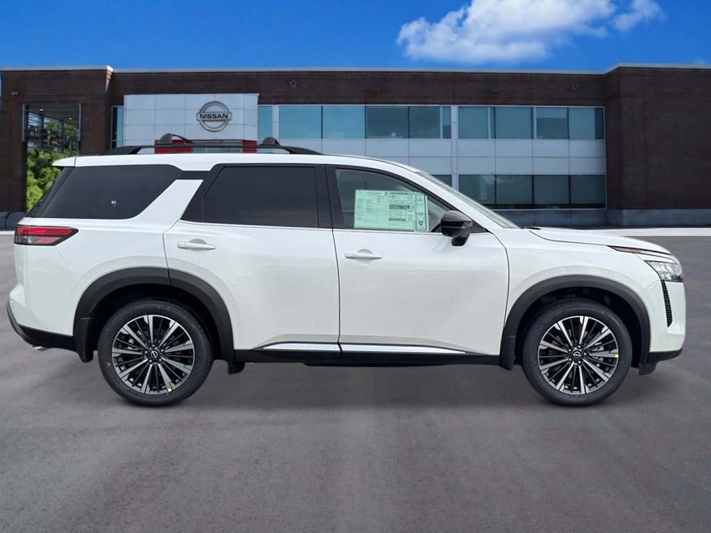 New 2026 Everest White Pearl Tricoat Nissan Platinum image 6