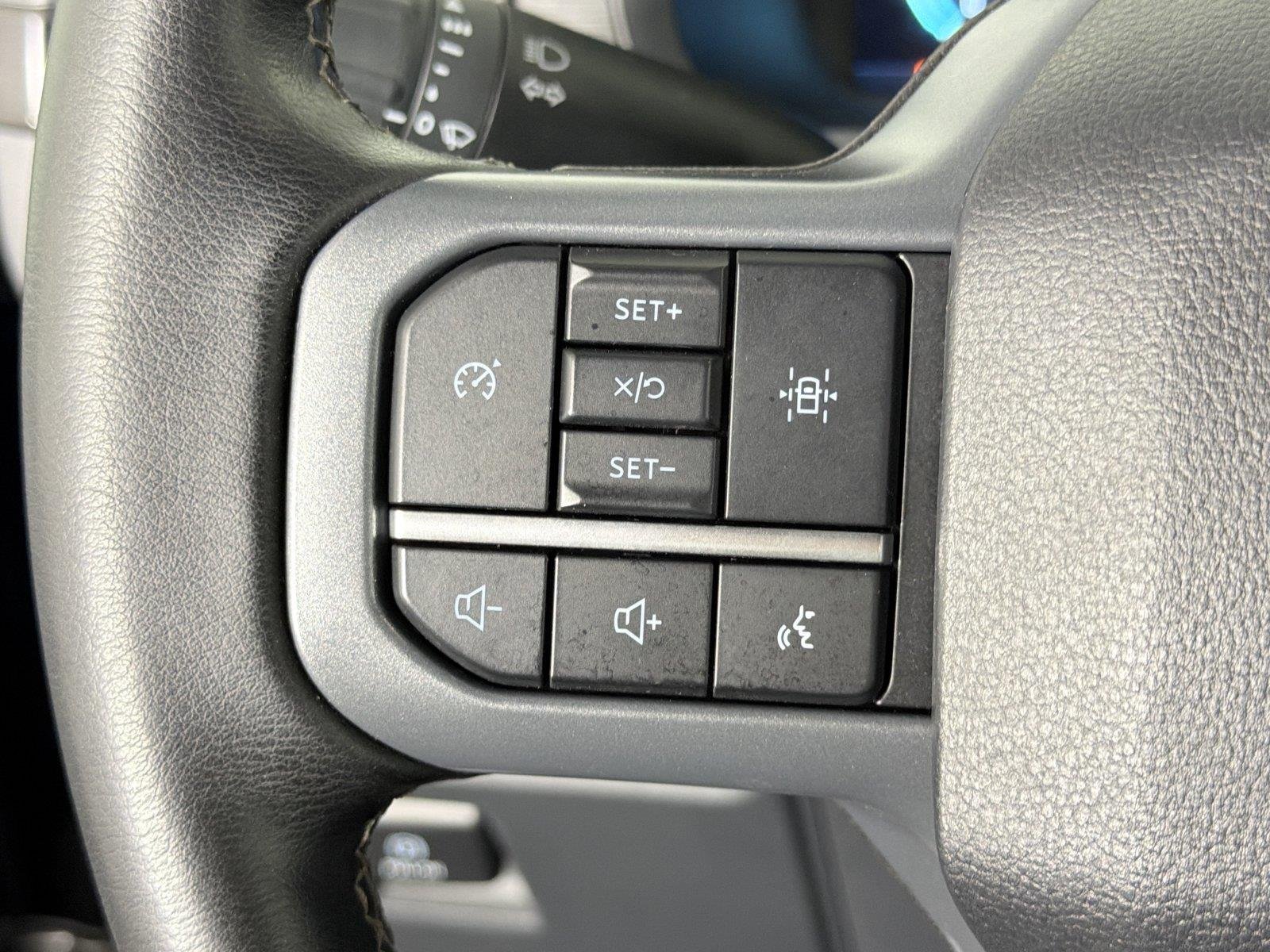 2025 Ford F-150 XLT - Photo 23