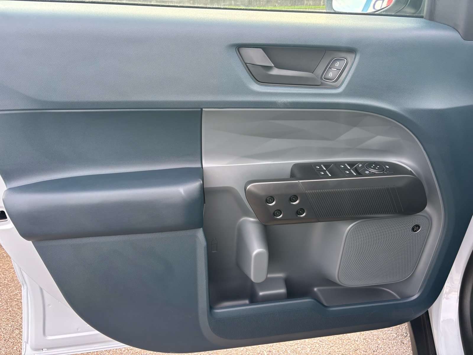 New 2026 Space White Metallic Ford Lariat® image 8