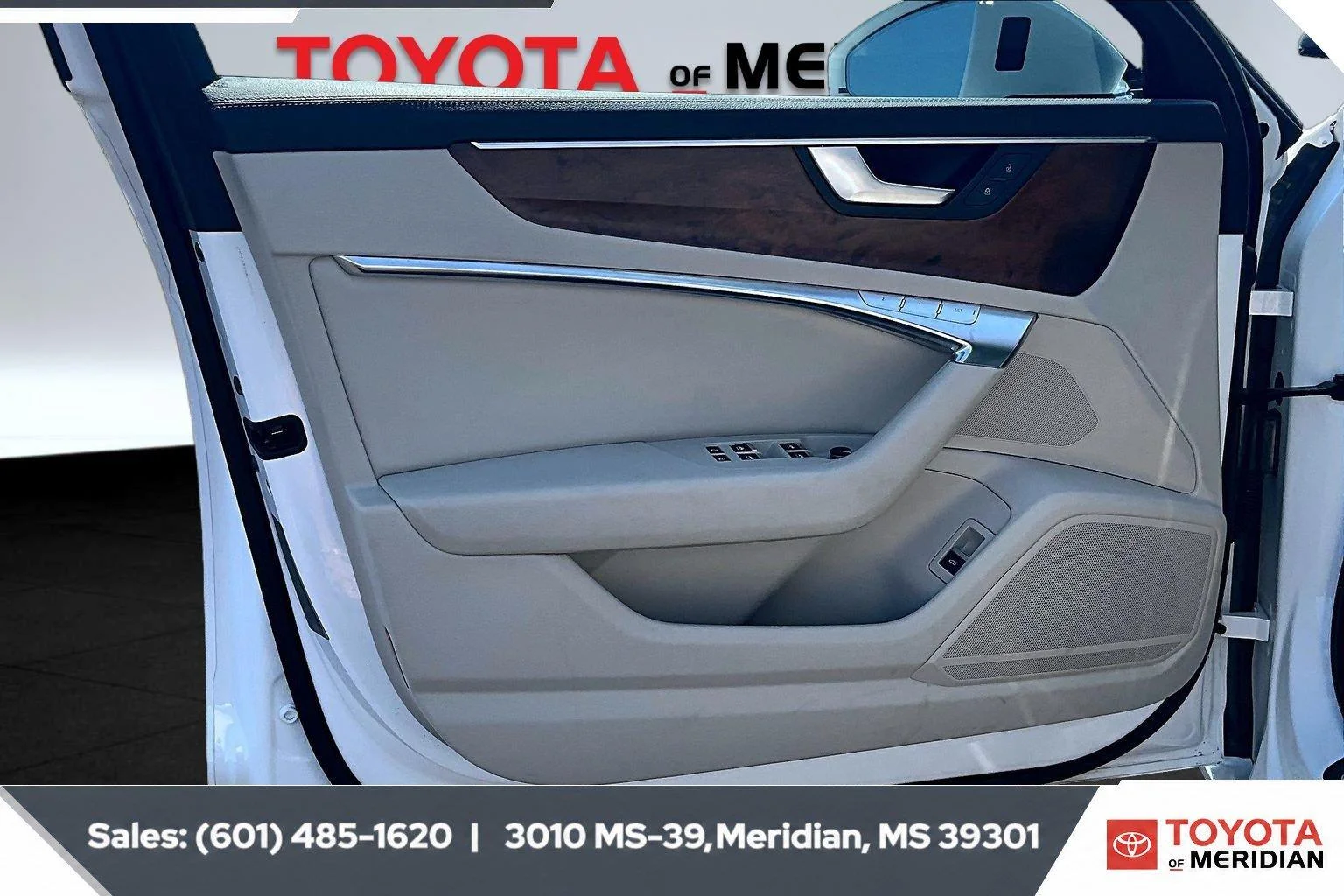 Used 2023 Ibis White Audi Premium image 17