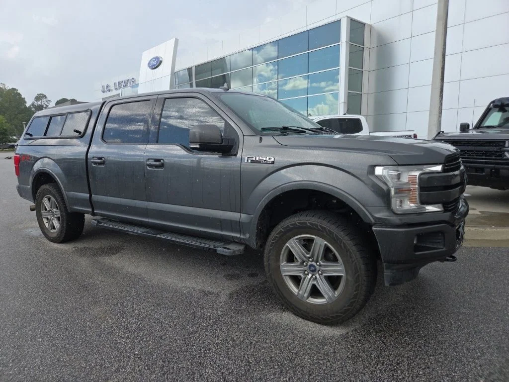 Used 2018 Magnetic Metallic Ford Lariat image 1