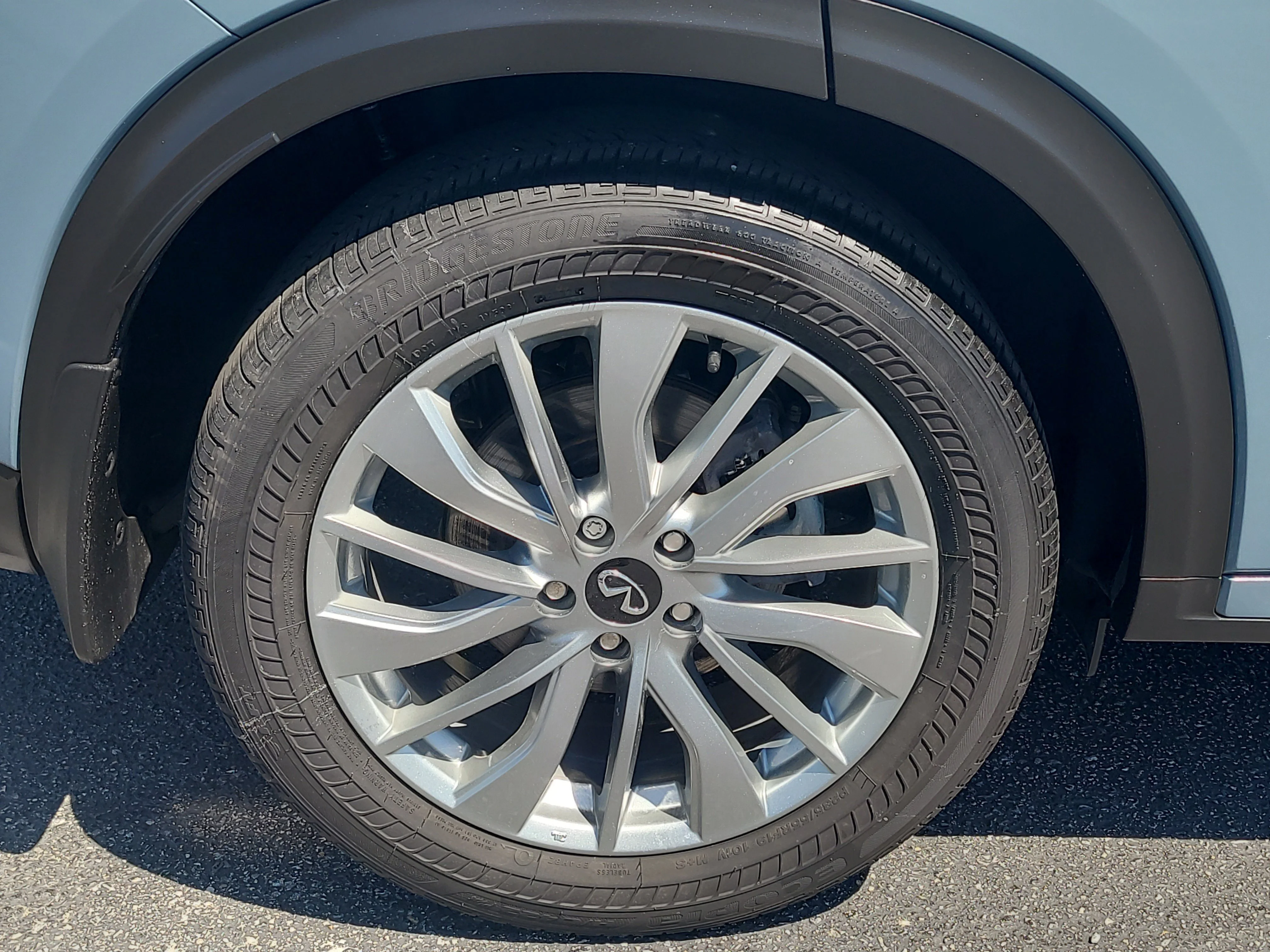Used 2023 Slate Gray INFINITI LUXE image 8