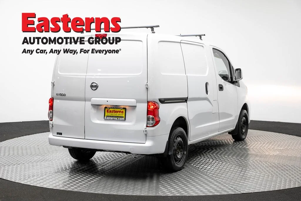 Used 2019 White Nissan SV image 5