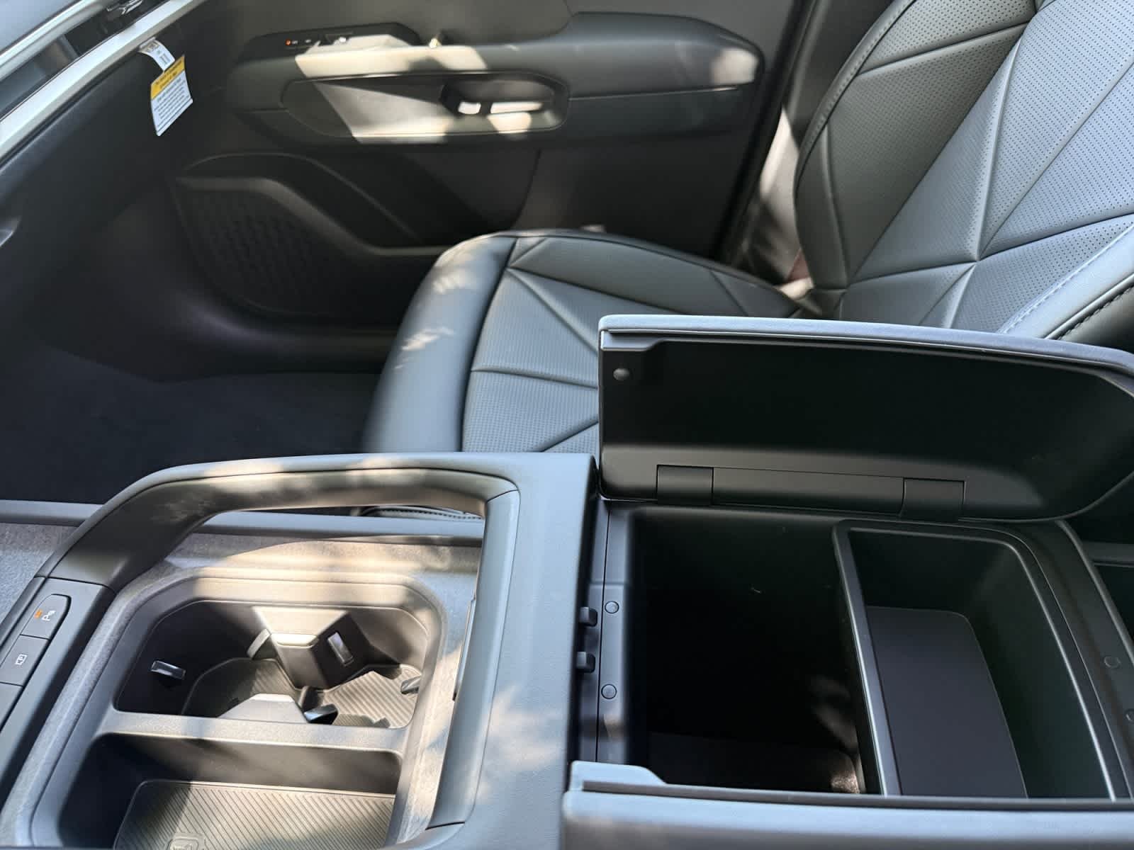 New 2027 Midnight Lake Blue Kia EX image 18