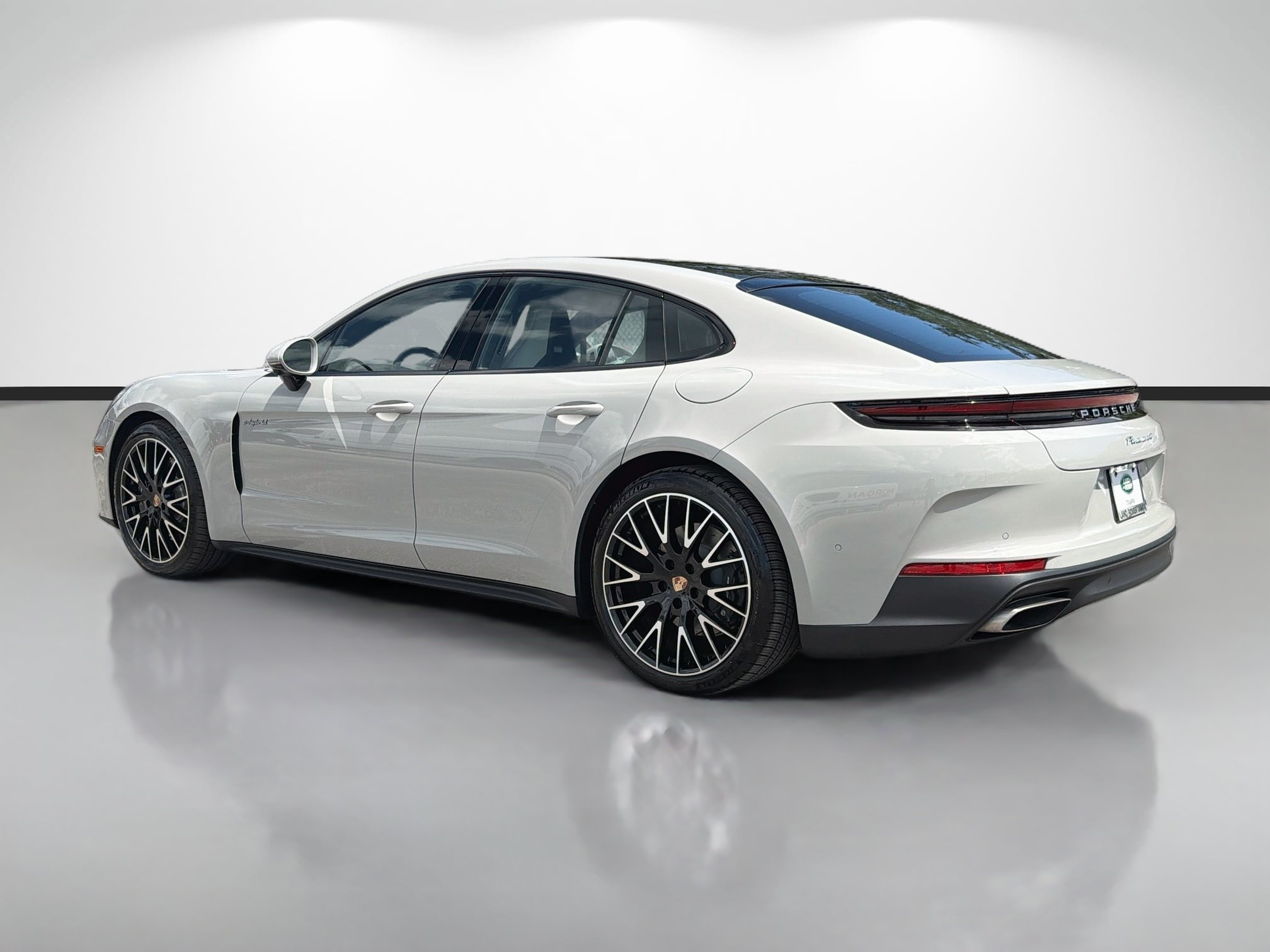 Used 2026 Chalk Porsche 4 E-Hybrid image 3