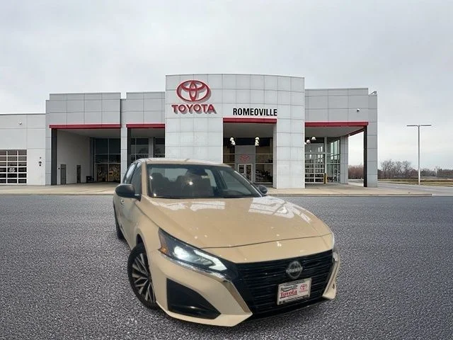 2025 Nissan Altima SV