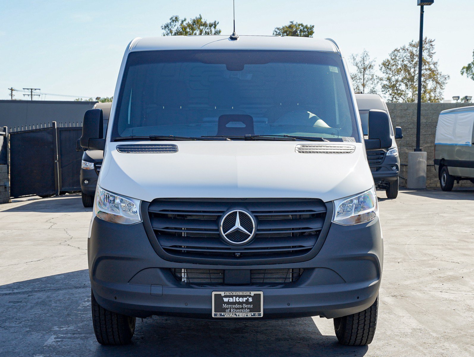 New 2026 Arctic White Mercedes-Benz 2500 Standard Roof I4 Diesel 144 RWD image 2