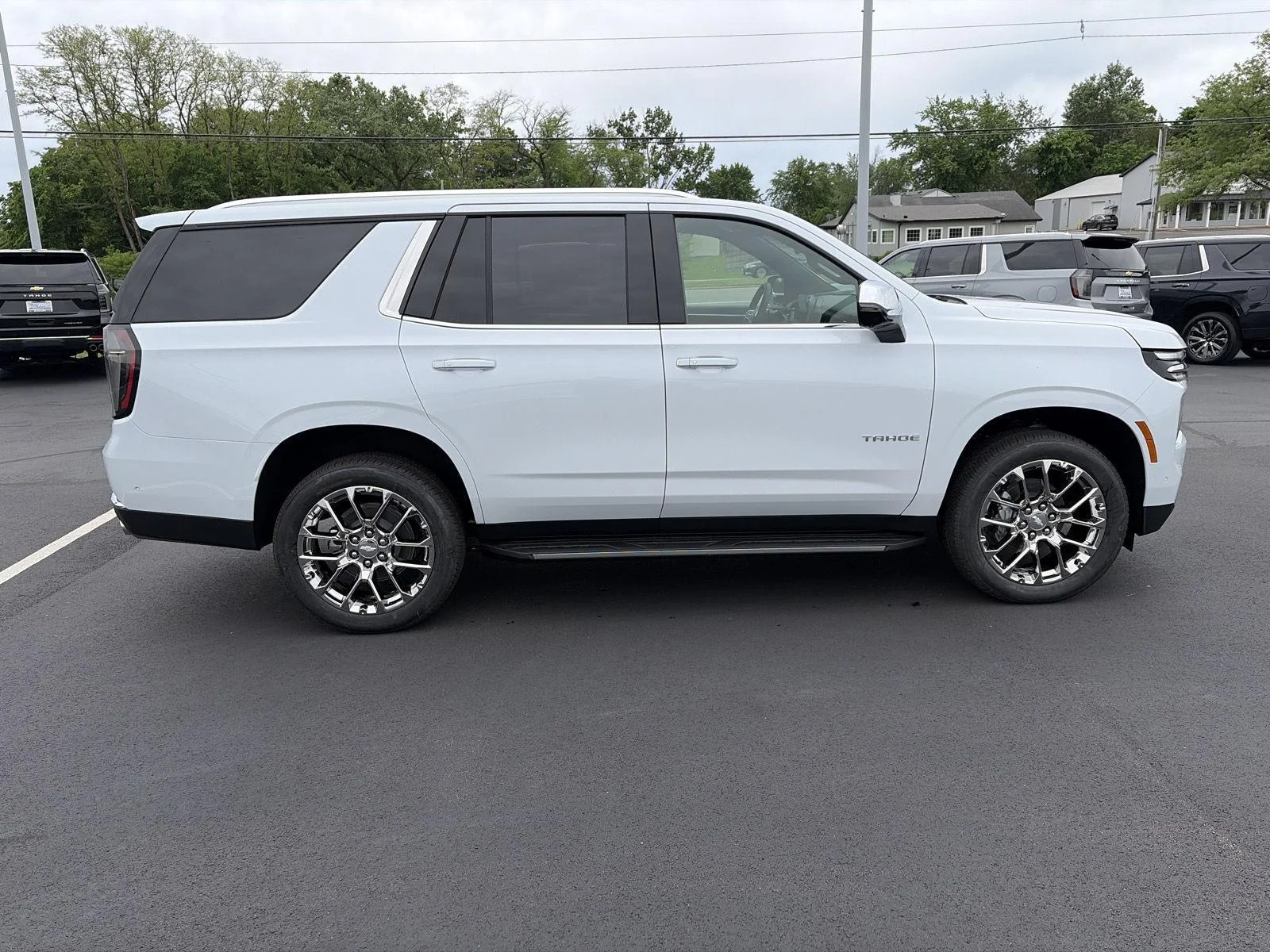 New 2026 Polar White Tricoat Chevrolet Premier image 2