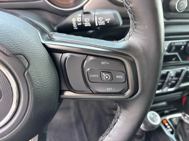 Used 2018 White Jeep Unlimited Sport S image 19