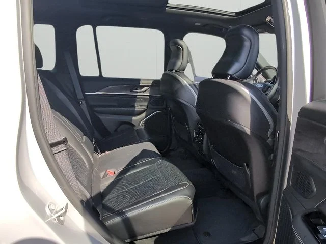 2022 Jeep Grand Cherokee Overland - Photo 59