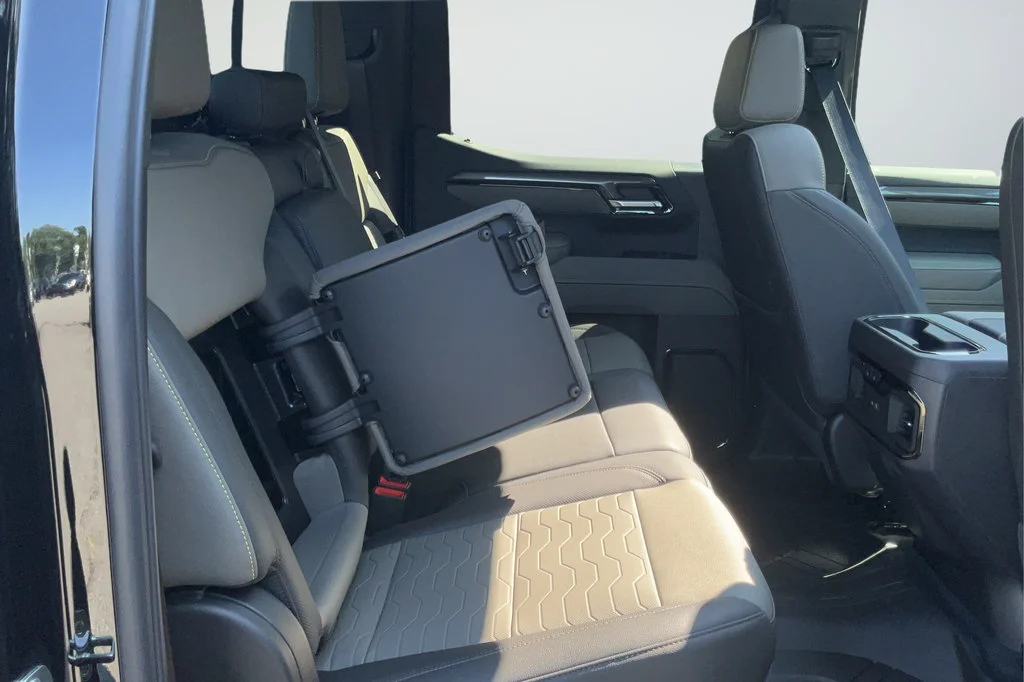 2026 Chevrolet Silverado 1500 ZR2 - Photo 41