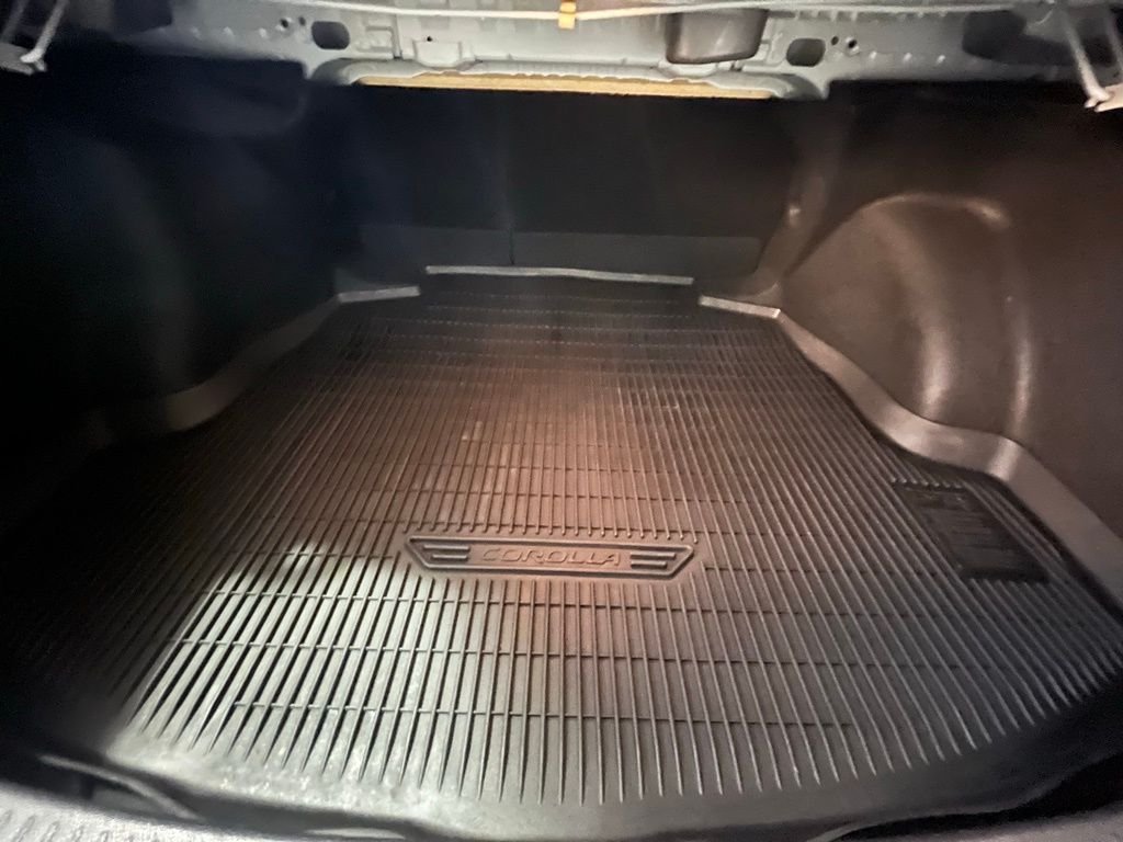 2024 Toyota Corolla LE - Photo 28