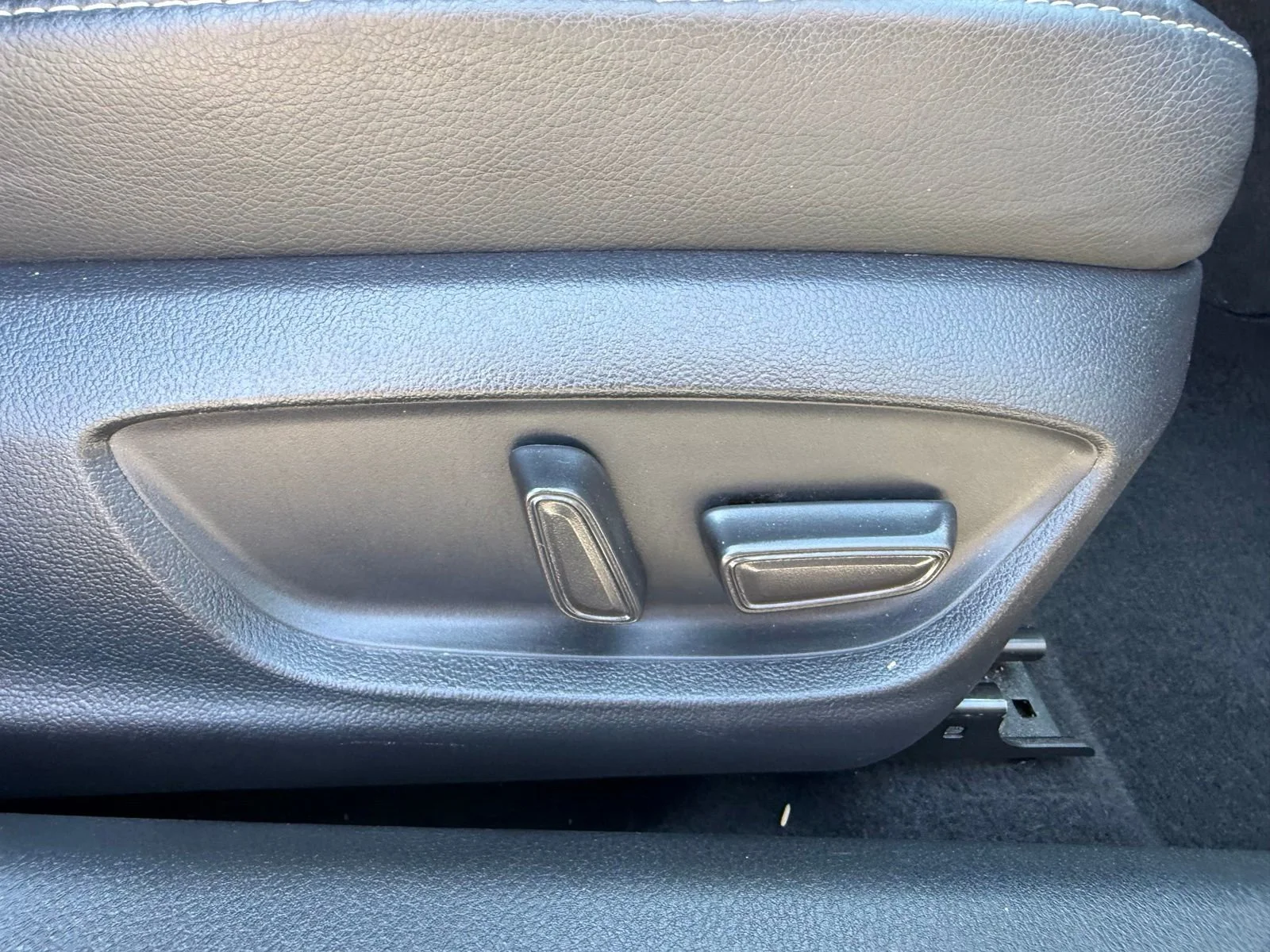 2024 Toyota Camry XSE - Photo 32