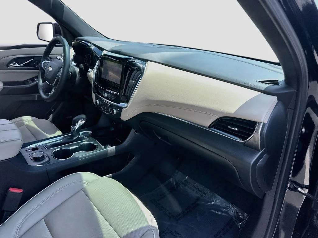 Used 2023 Black Chevrolet Premier image 32
