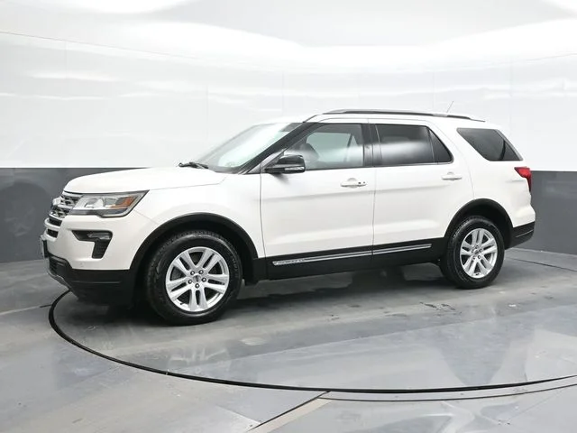 Used 2018 White Ford XLT image 5