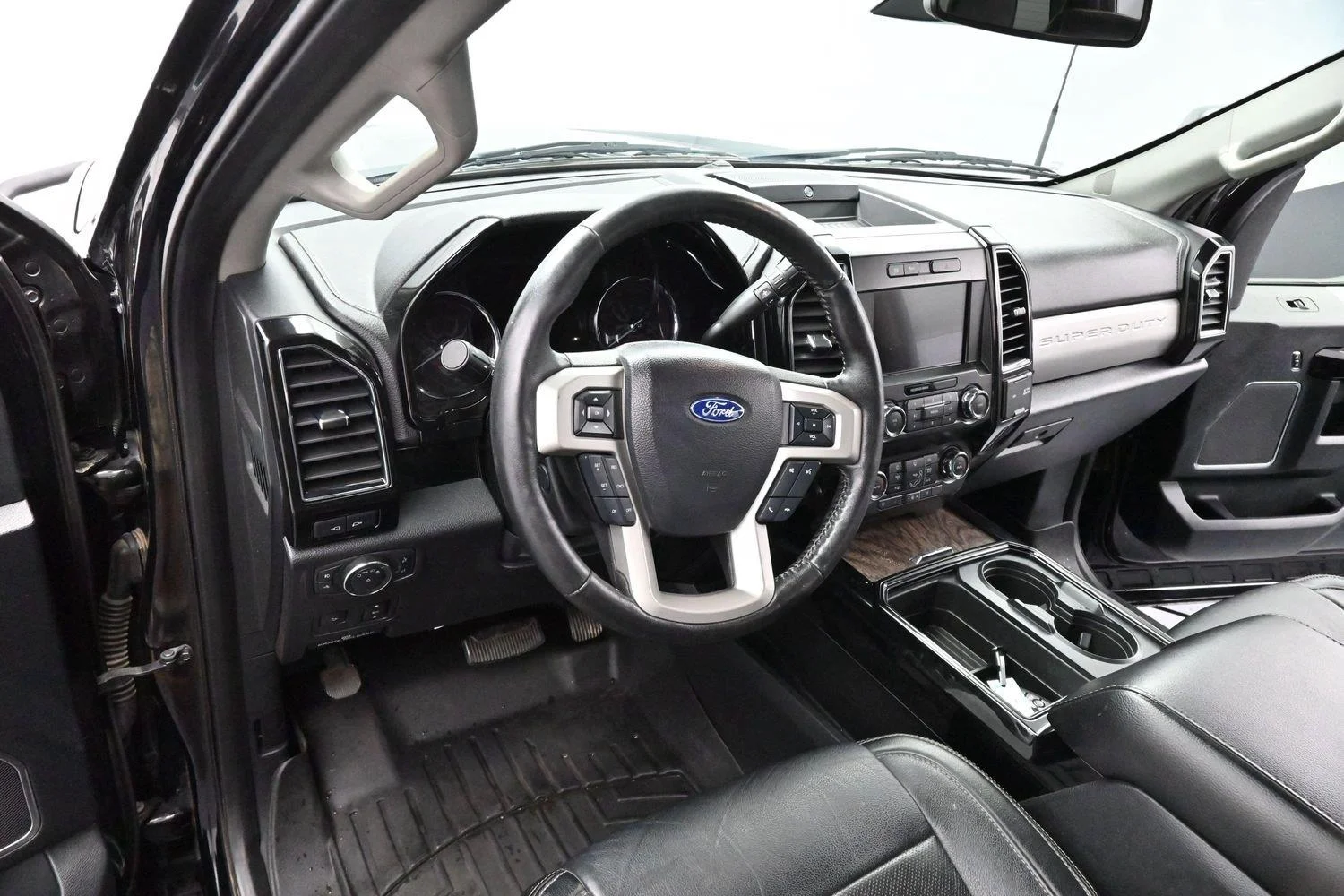 Used 2019 Agate Black Ford LARIAT image 17