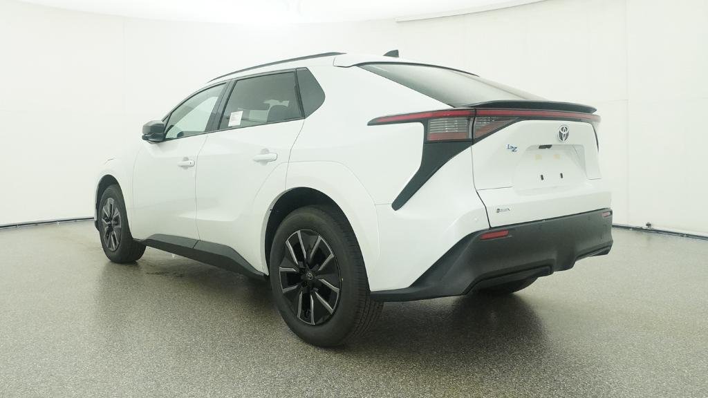 New 2026 Wind Chill Pearl Toyota XLE image 21