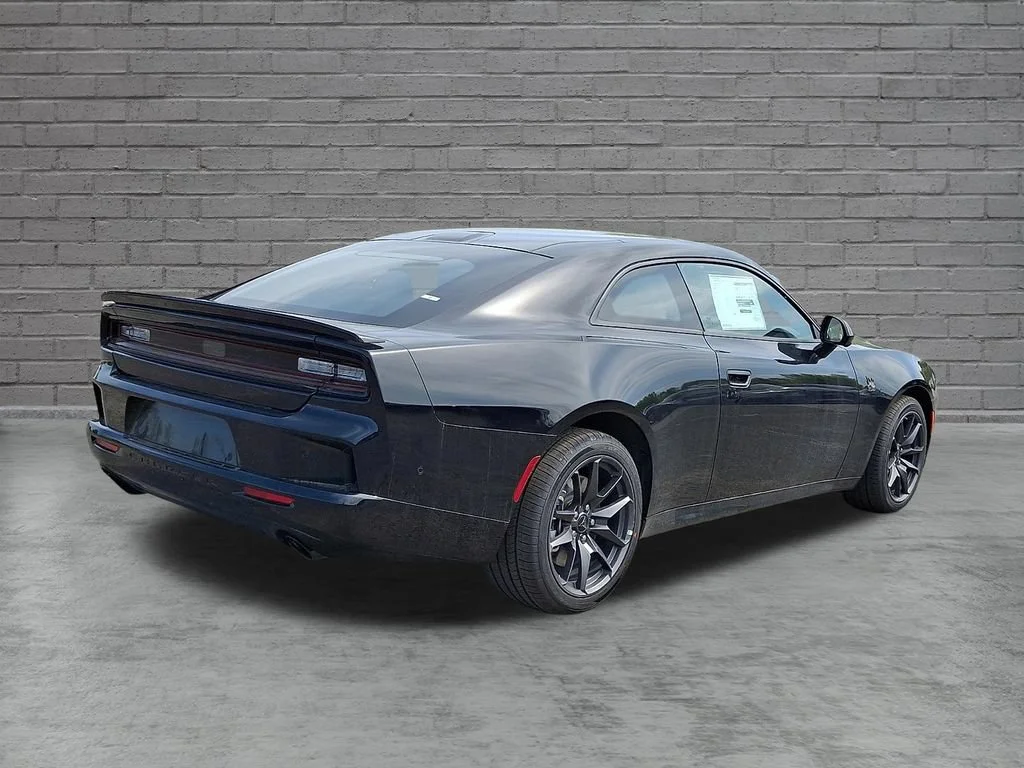 New 2026 Diamond Black Crystal Pearlcoat Dodge Scat Pack Plus image 8