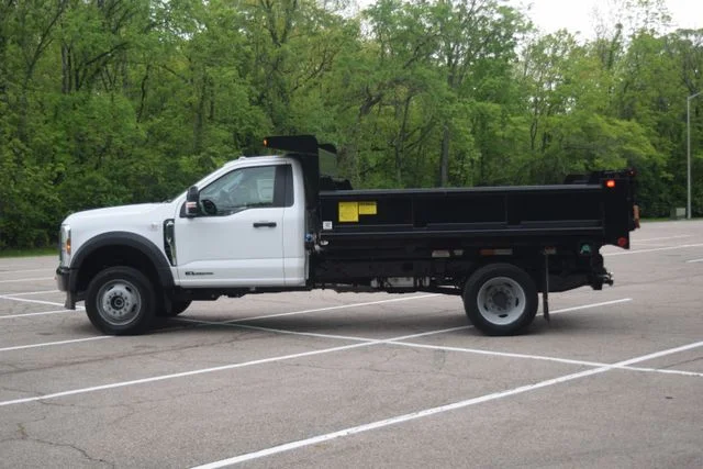 2025 Ford F-550 Super Duty Chassis Cab XL - Photo 16