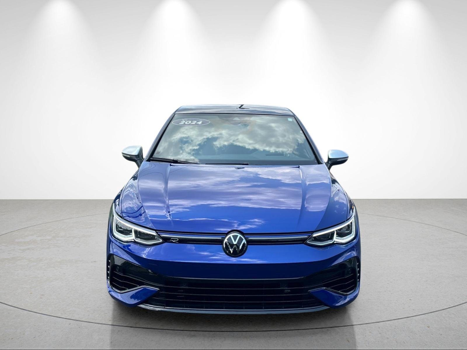 Used 2024 Lapiz Blue Metallic Volkswagen SUN image 8