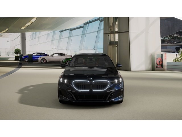 New 2027 Black BMW 550e image 3