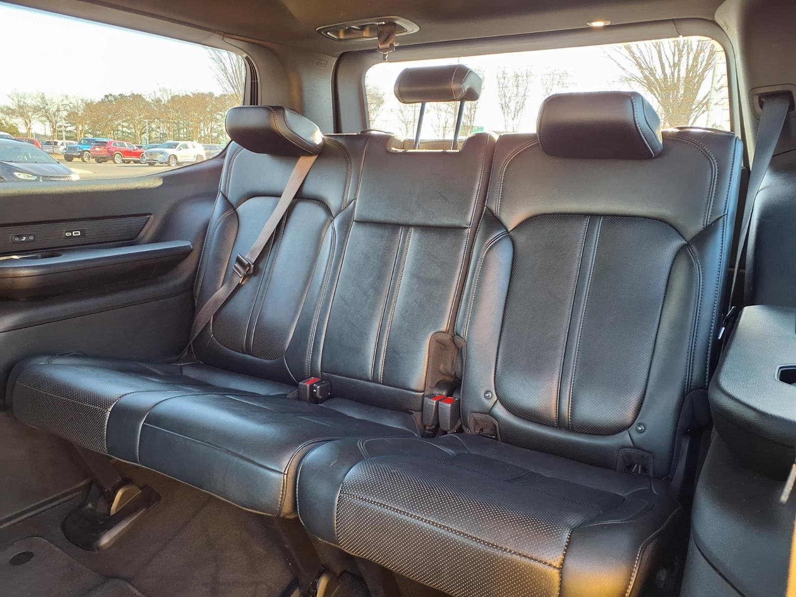 Used 2024 Baltic Gray Metallic Clearcoat Jeep Series III image 21