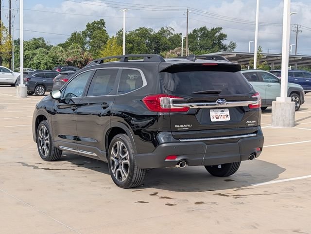 New 2026 CRYSTAL BLACK SILICA Subaru Limited 7-Passenger image 4