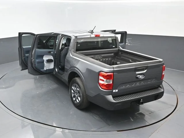 New 2026 Carbonized Gray Metallic Ford XLT image 22