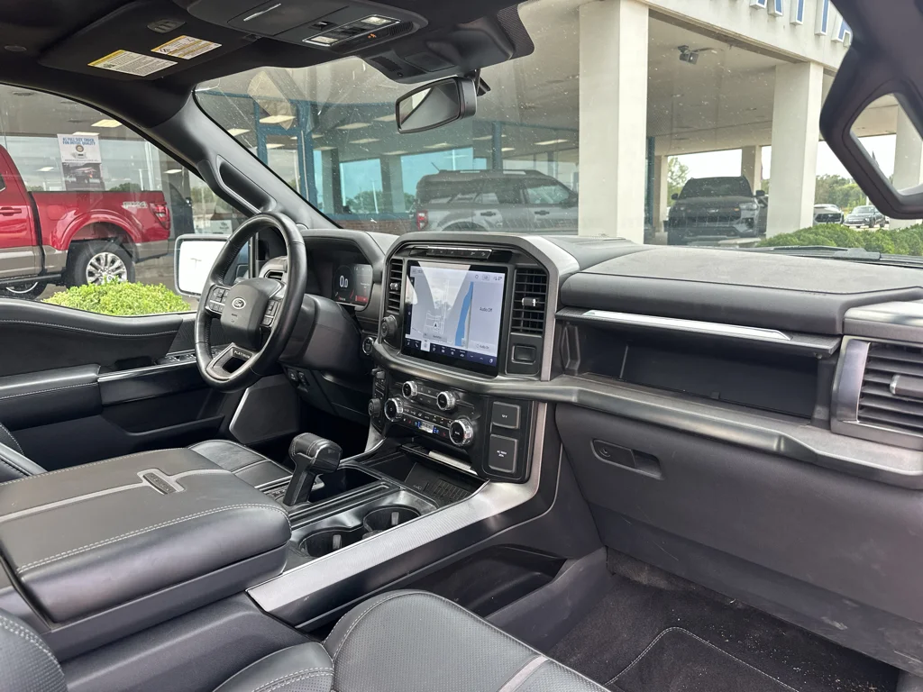 Used 2023 BLUE Ford Platinum image 5