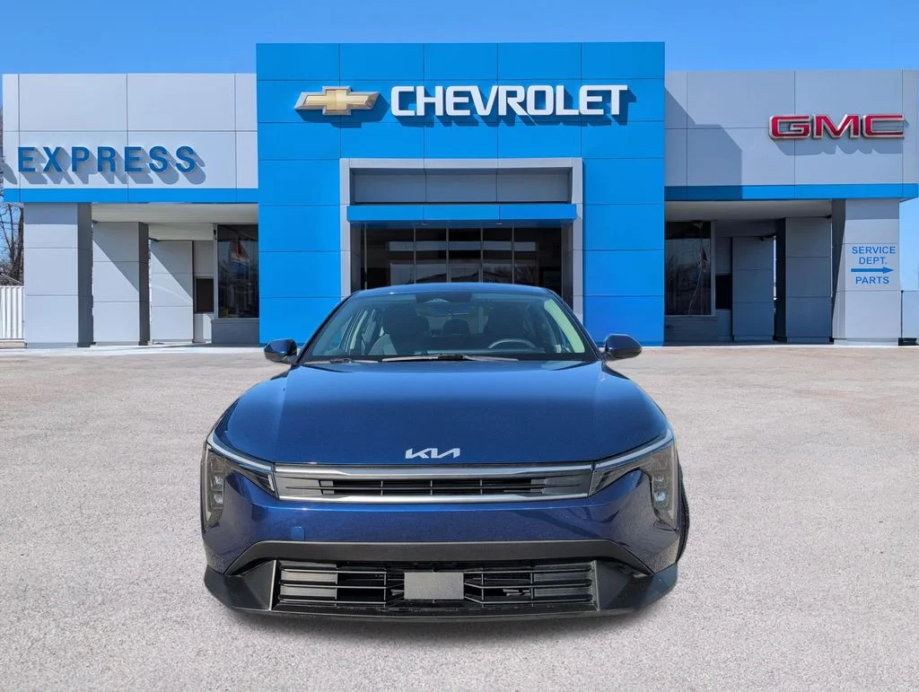 2025 Kia K4 LXS - Photo 8