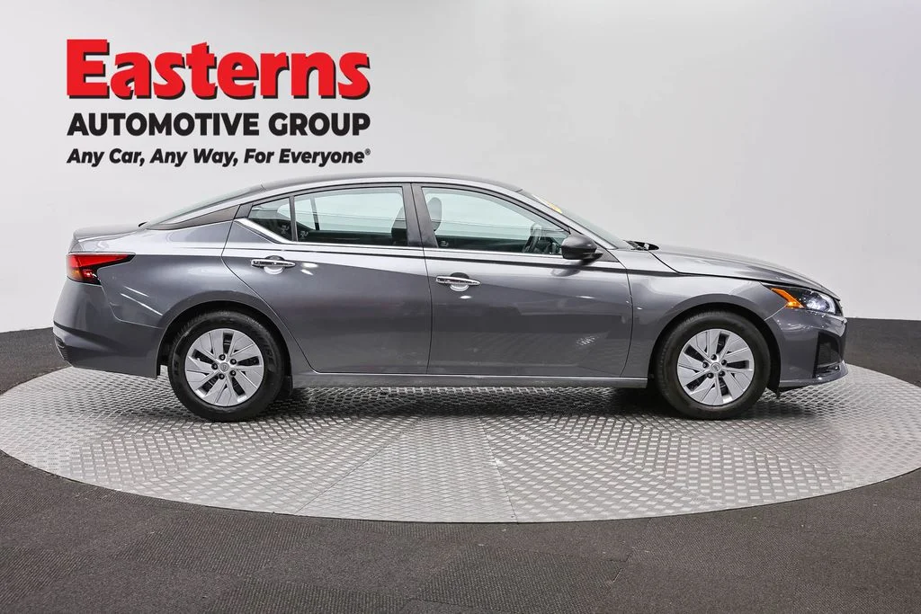 Used 2024 Gray Nissan 2.5 S image 4