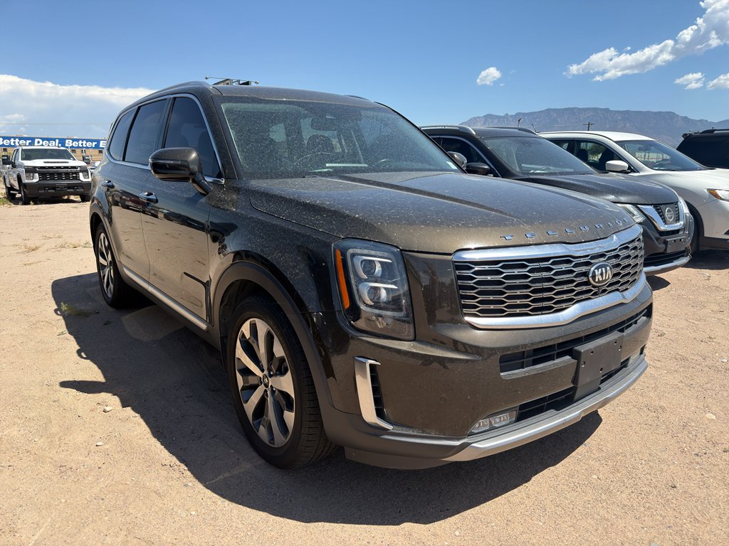 Used 2020 Dark Moss Kia SX image 3