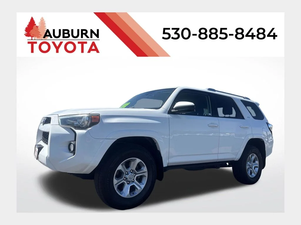 Used 2017 Super White Toyota SR5 image 1