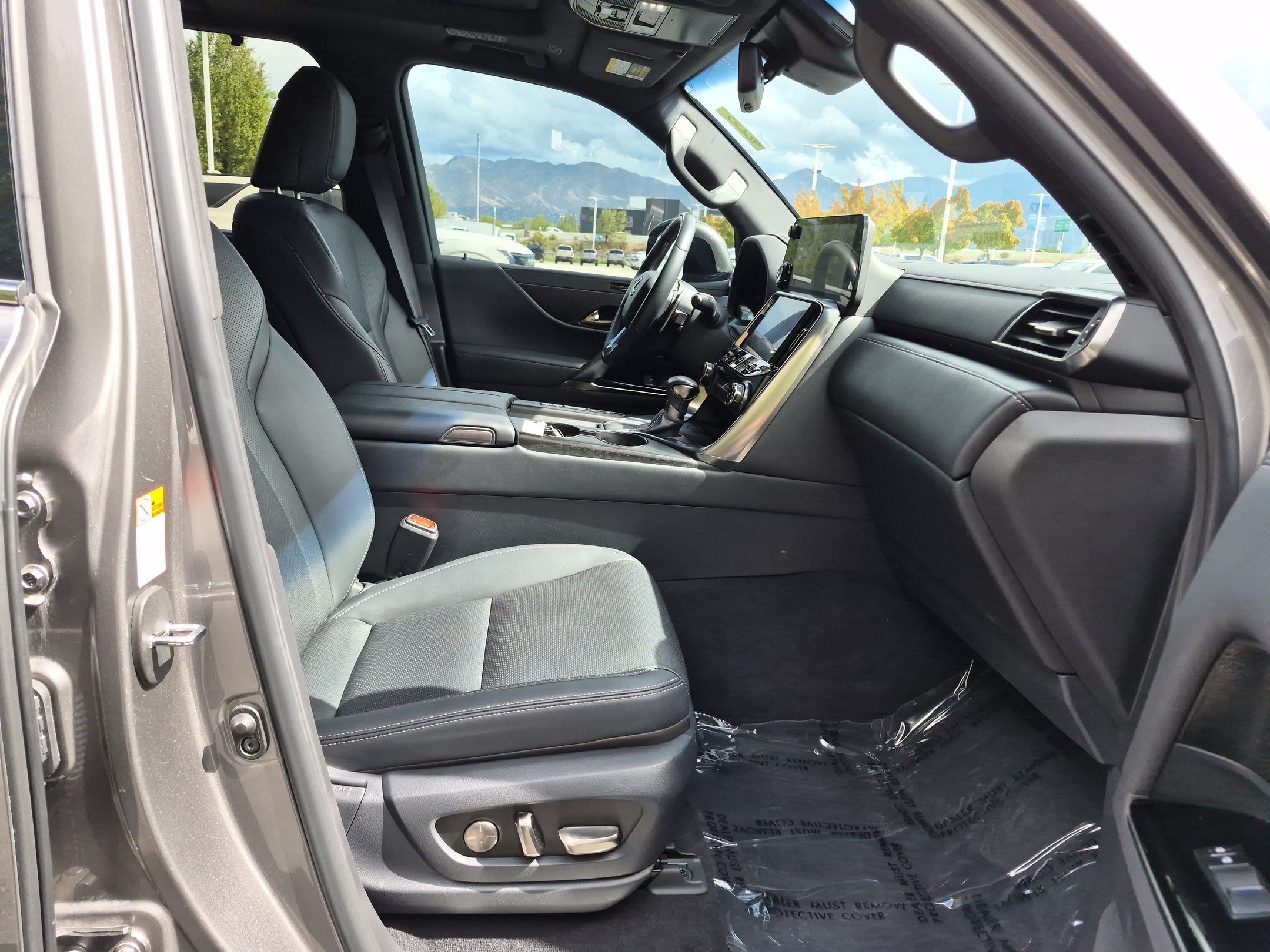 Certified Used 2024 Manganese Luster Lexus LX 600 Luxury image 31
