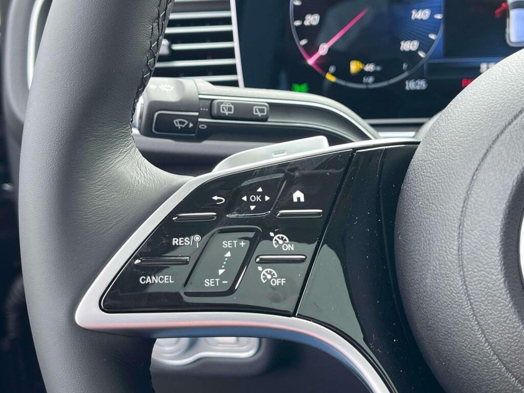 New 2026 Selenite Grey Metallic Mercedes-Benz GLE 350 image 36