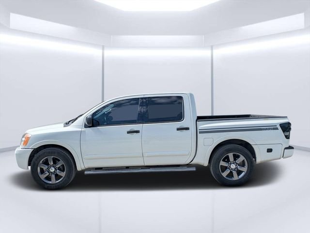 Used 2012 White Nissan SV image 6