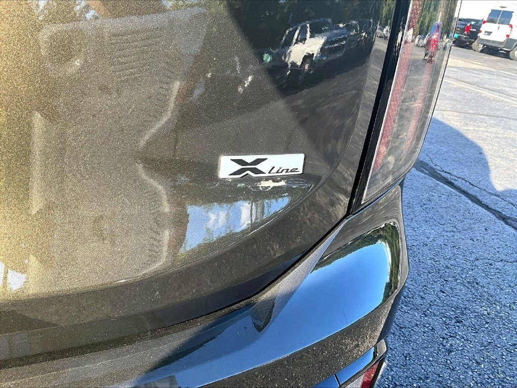 Used 2024 Green Kia EX X-Line image 30