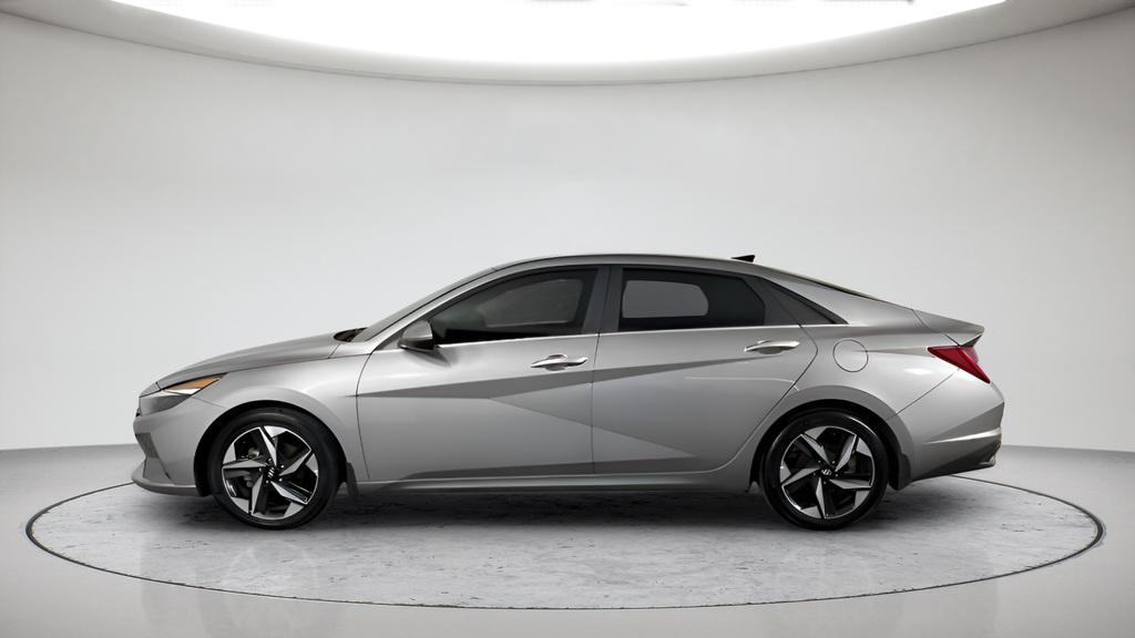 Used 2023 Fluid Metal Hyundai Limited image 6