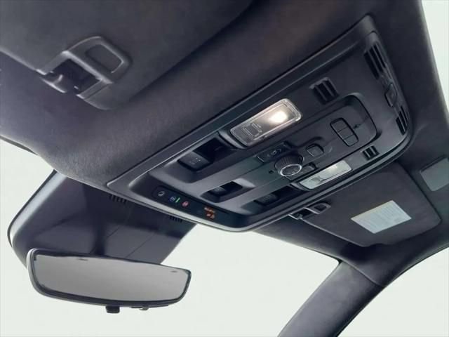 2023 CADILLAC ESCALADE ESV - Image 19