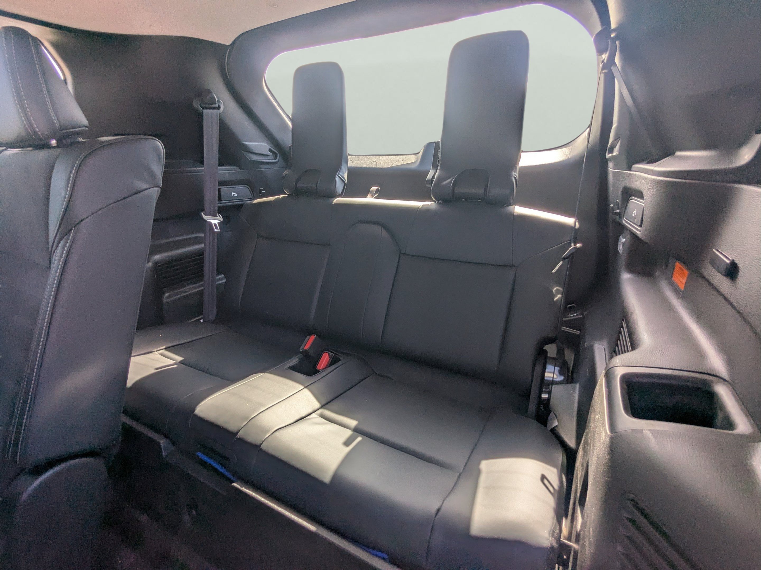 2025 Mitsubishi Outlander Plug-in Hybrid SE - Photo 12