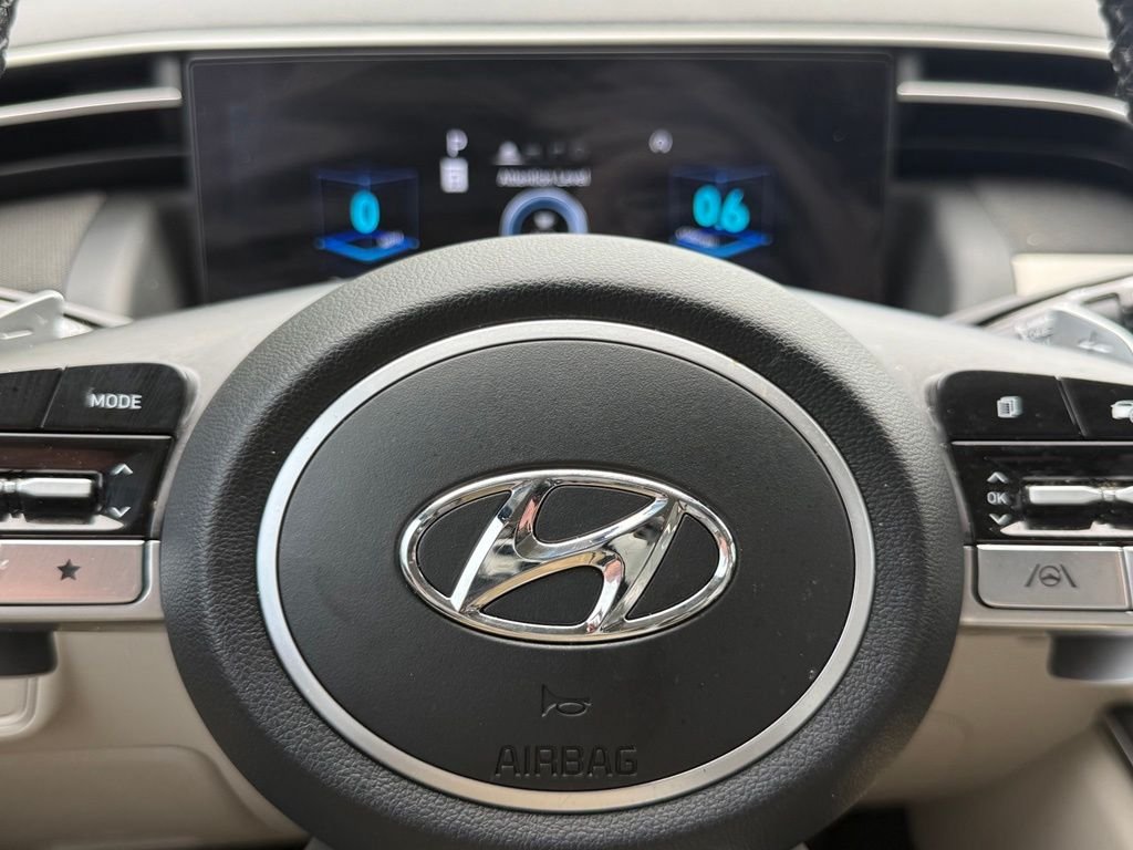 Used 2022 Black Hyundai Limited image 28