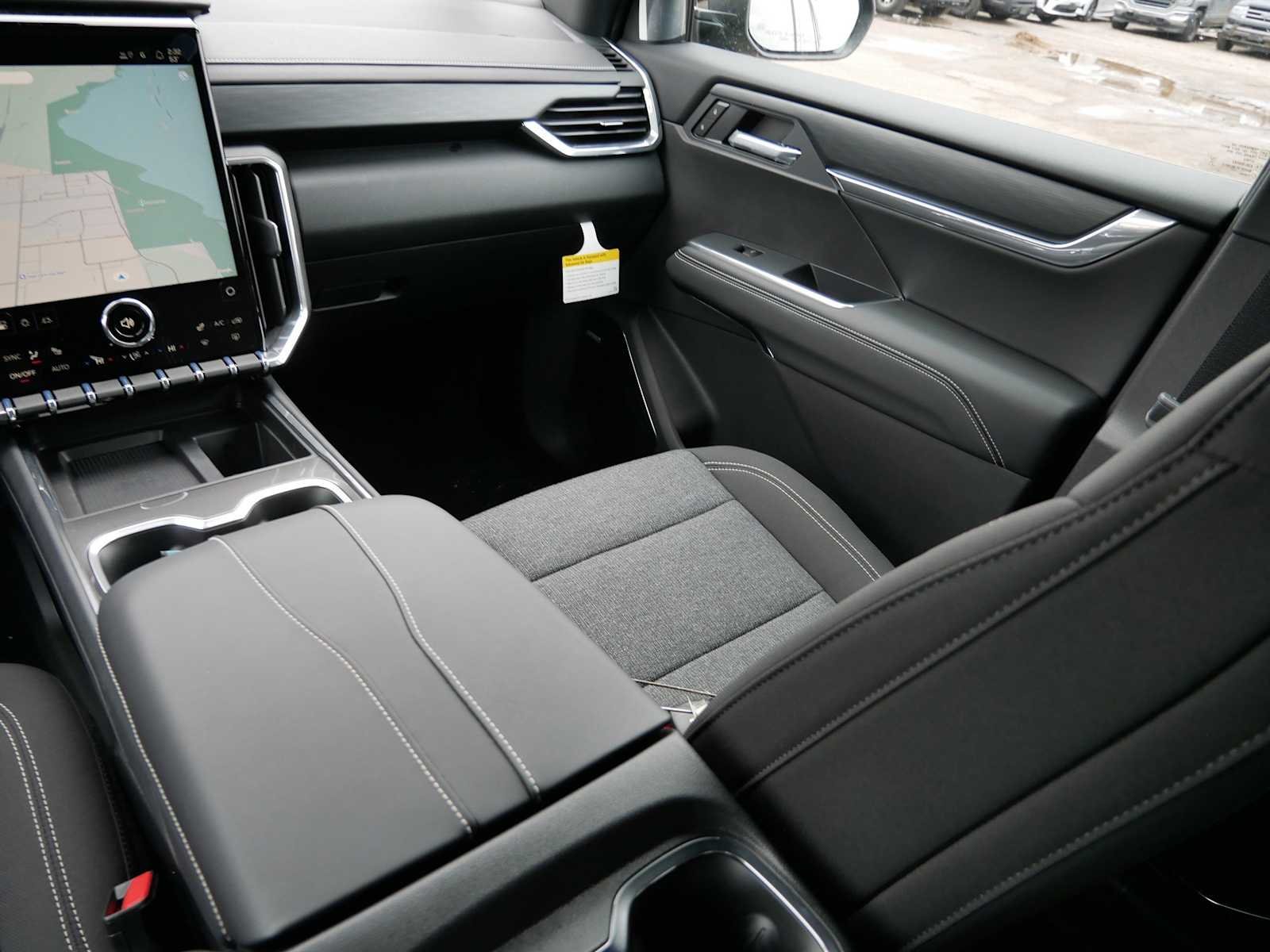 2026 GMC Acadia Elevation - Photo 15
