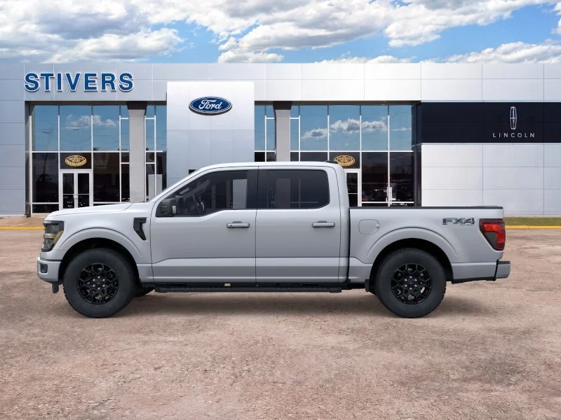 New 2026 Silver Ford XLT image 4