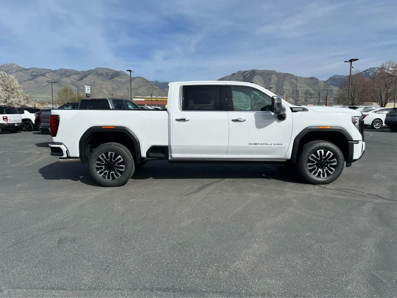 2026 GMC Sierra 3500HD Denali Ultimate - Photo 6