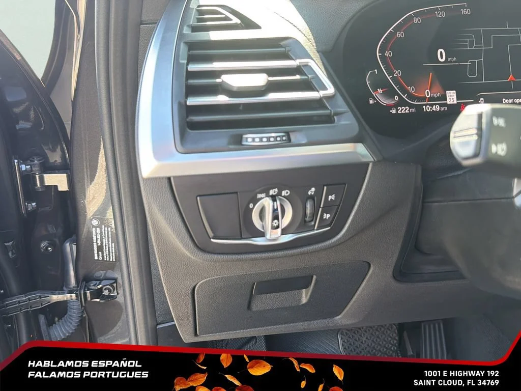 Used 2023  BMW xDrive30i image 15