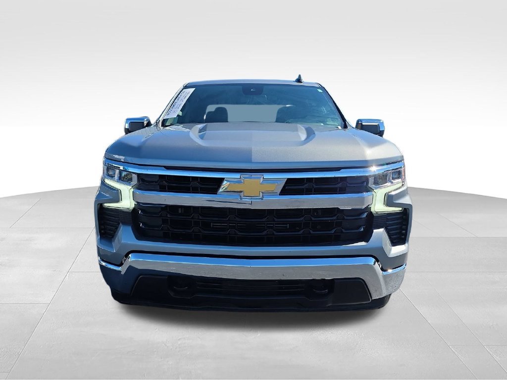 Used 2023 Gray Chevrolet LT image 8